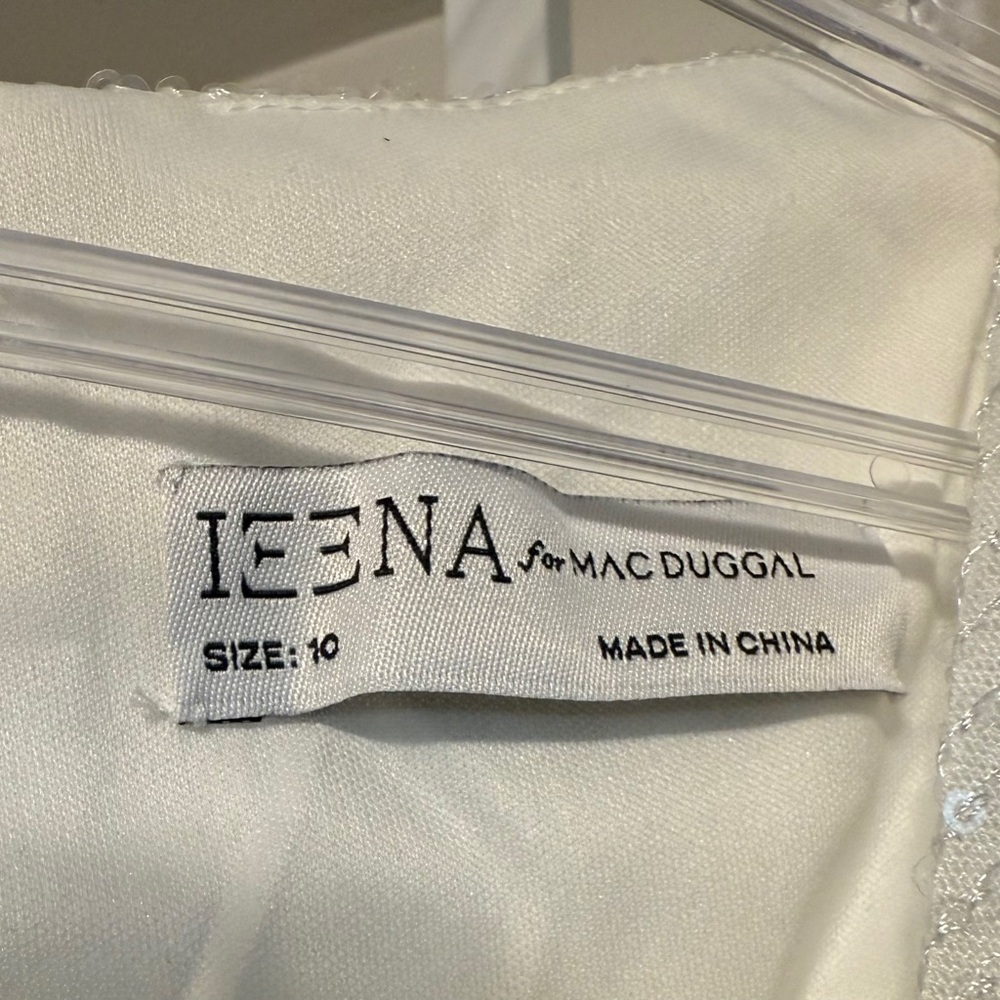 💃🏽IEENA for MAC DUGGAL V-Neck Sequin Wrap Waist Gown. Color: White. Size: 10 - Picture 5 of 11